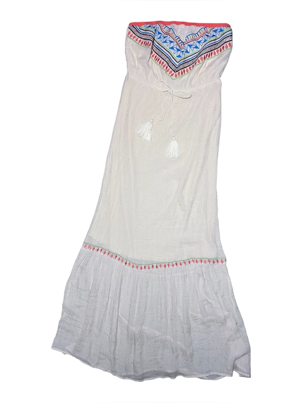 Flying Tomato Strapless Embroidered Maxi Dress — Size Medium 🤍🌺